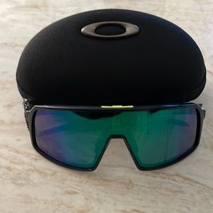 Oakley sutro polarized sunglasses